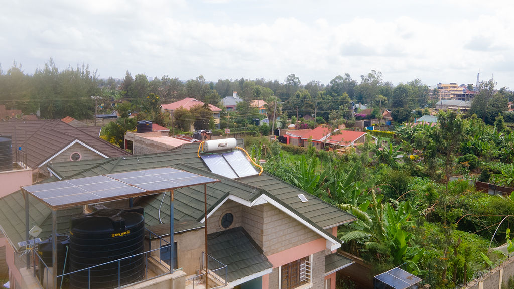 Tarami Petrol Station image 6